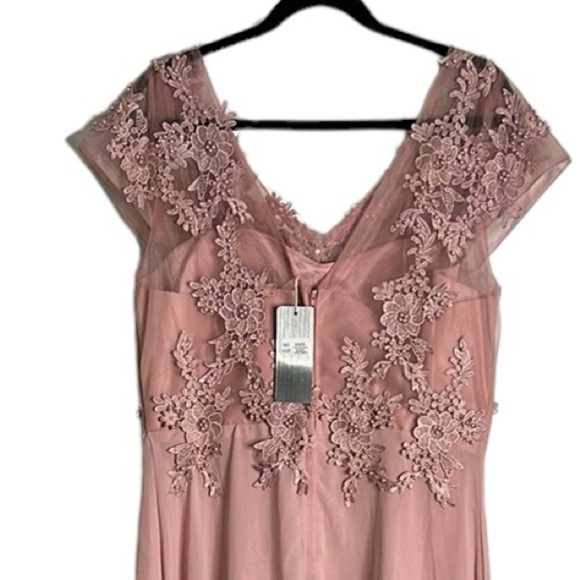 Sublime collection dusty pink beaded lace saffron maxi formal dress size L - Picture 9 of 14